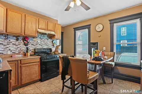 Tiny photo for 36 Maltby Place, New Haven, CT 06511 (MLS # 24163650)