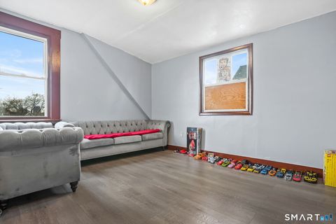 Tiny photo for 36 Maltby Place, New Haven, CT 06511 (MLS # 24163650)