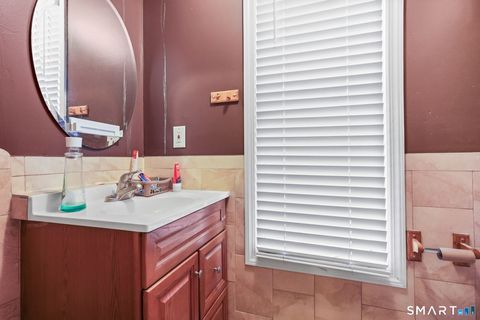 Tiny photo for 36 Maltby Place, New Haven, CT 06511 (MLS # 24163650)