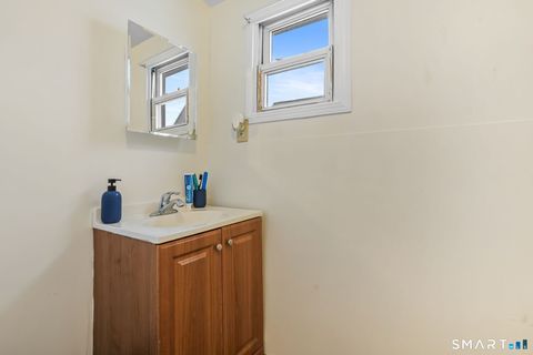 Tiny photo for 36 Maltby Place, New Haven, CT 06511 (MLS # 24163650)