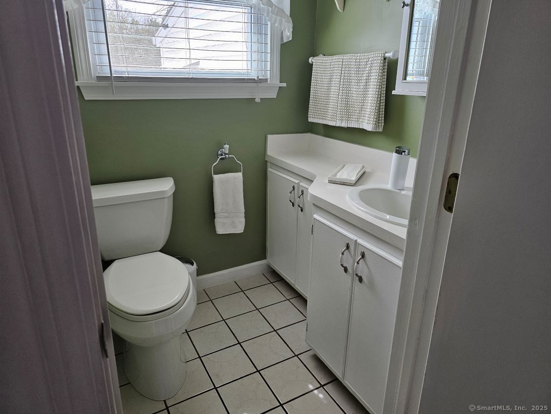 1 Graham Street, Waterford, Connecticut image 25