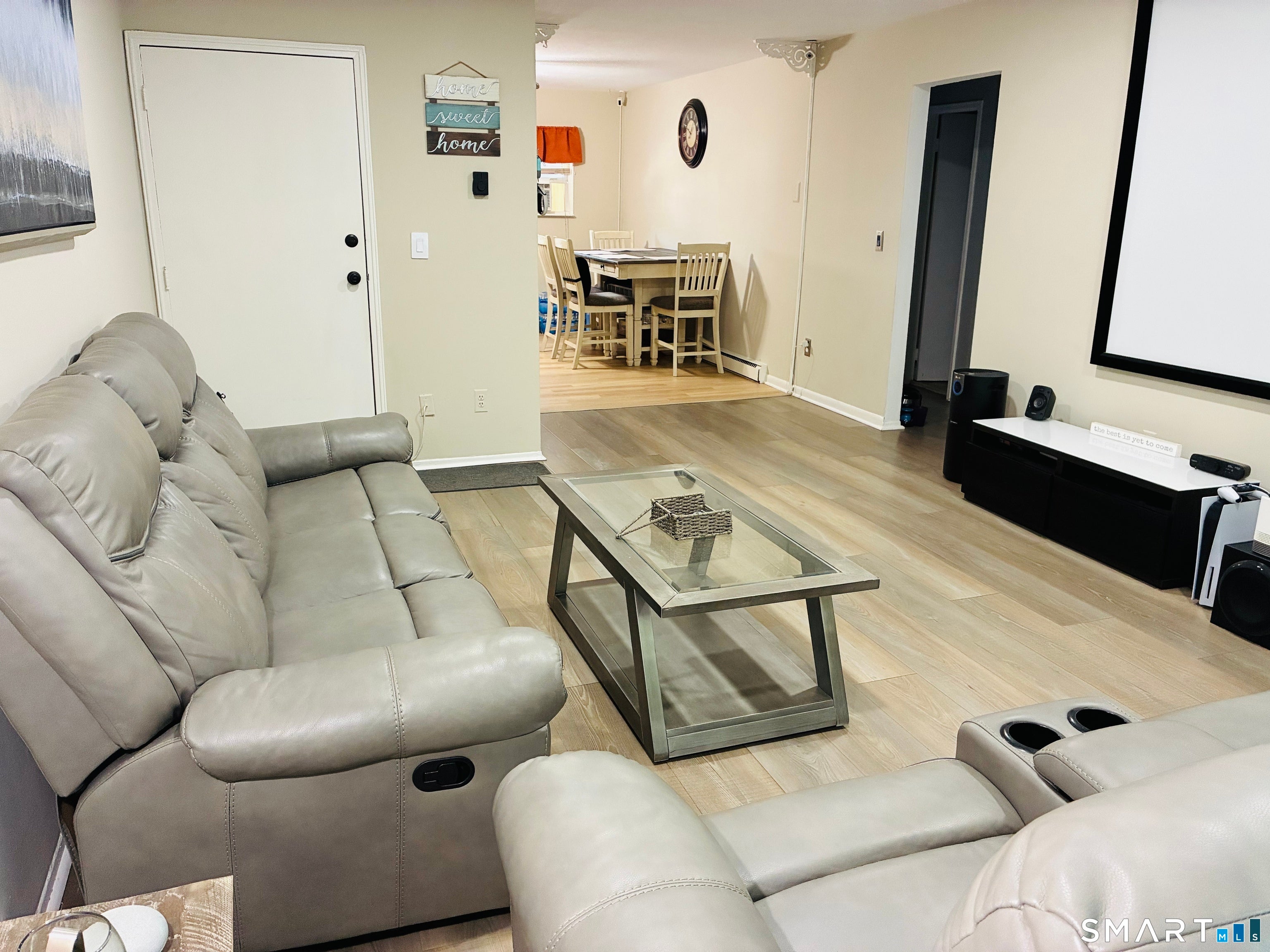 125 Lawn Avenue B6
