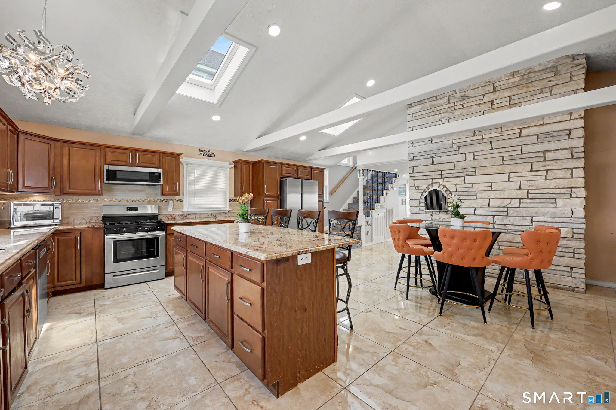 292 Cosey Beach Avenue