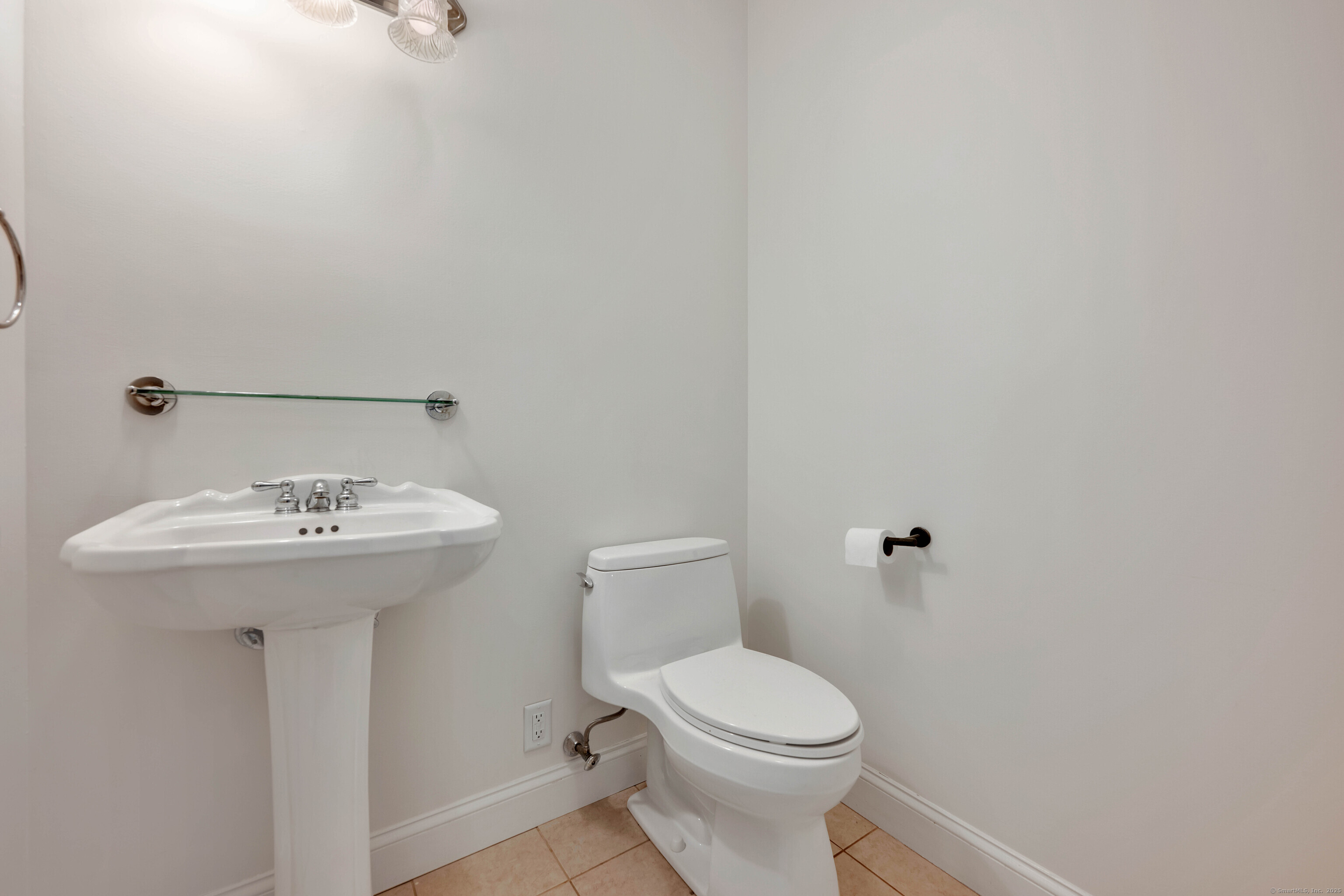 4 Avery Road #4, Bloomfield, Connecticut image 20