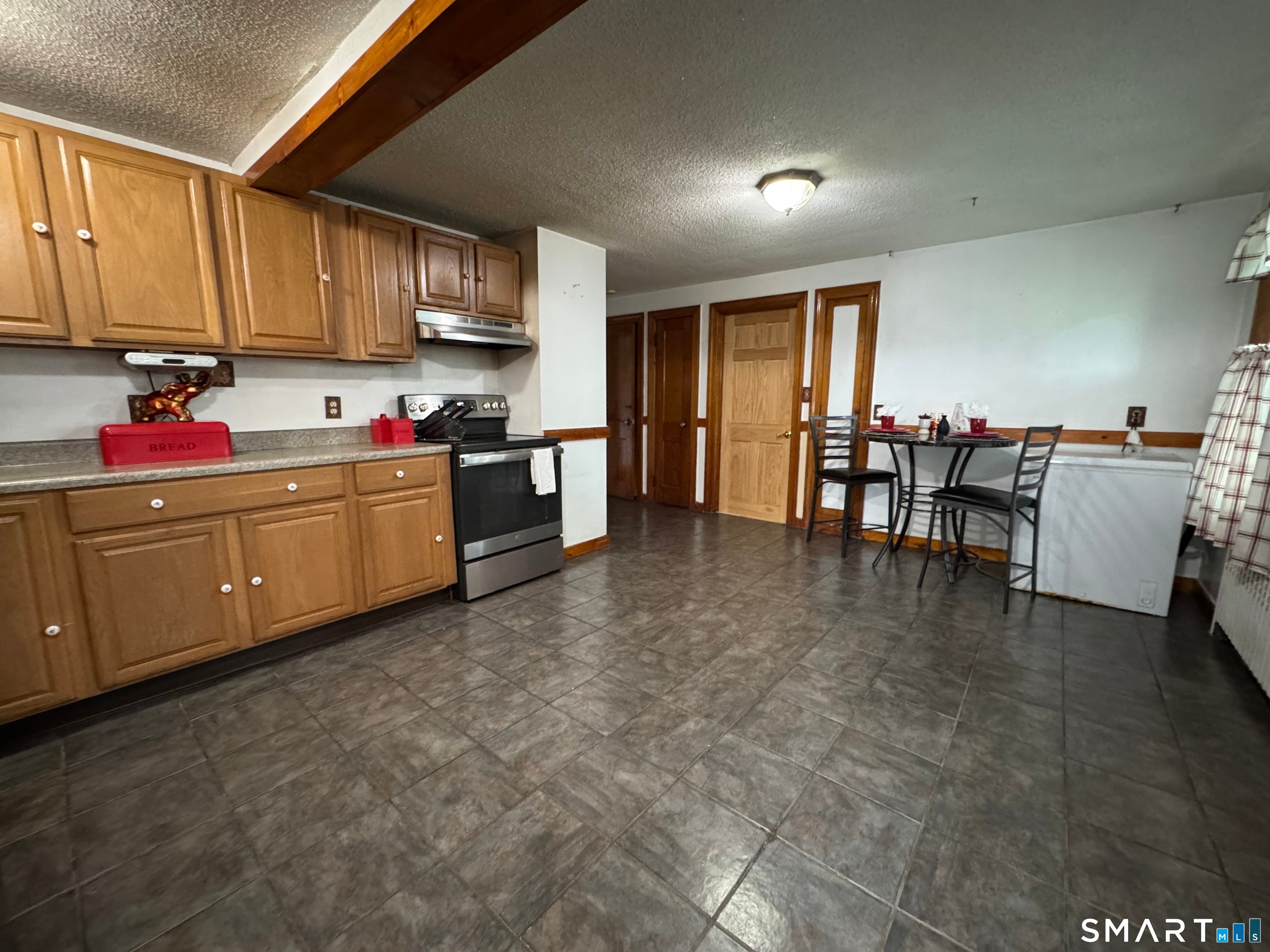 111 Osgood Avenue