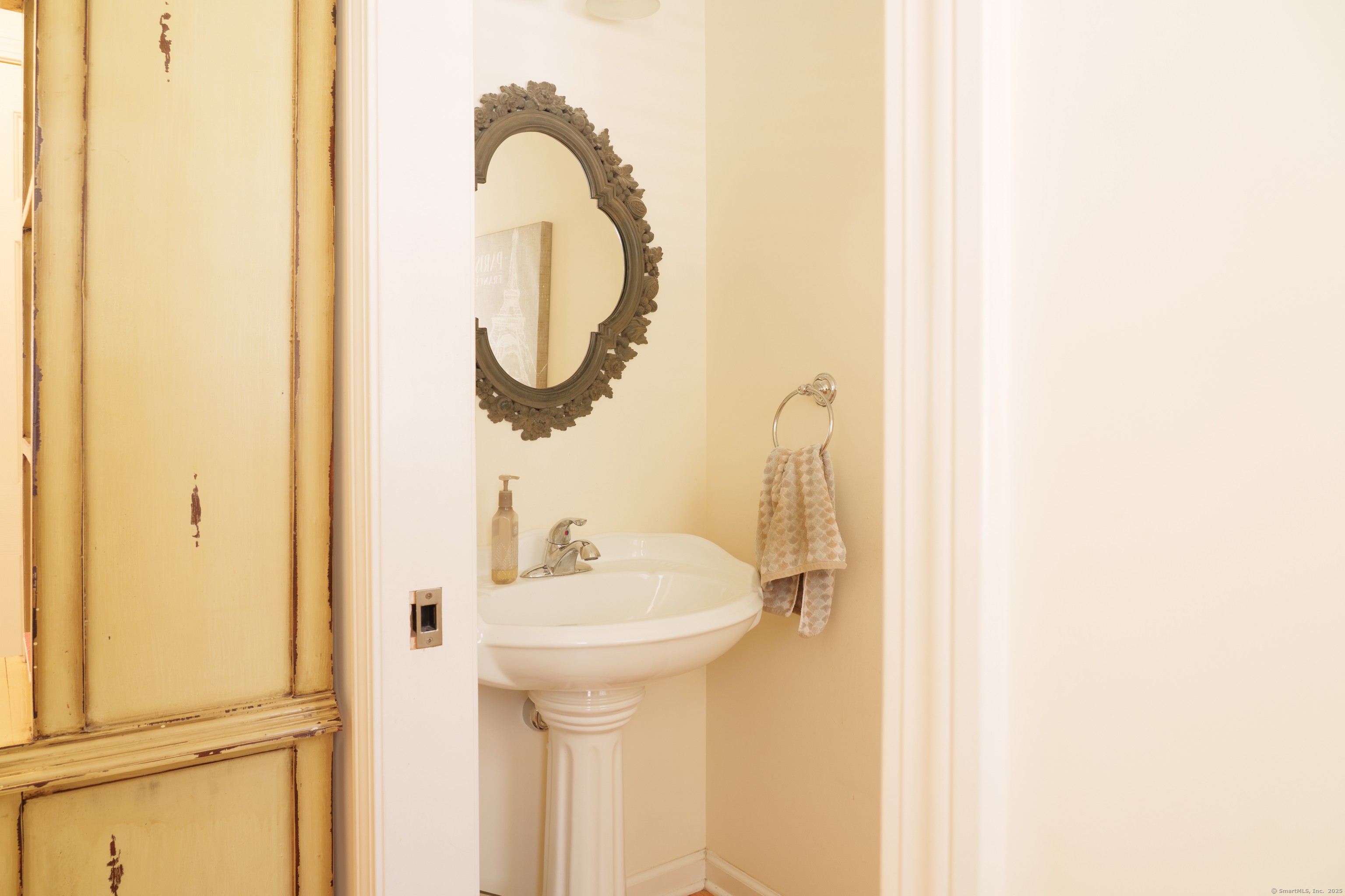 104 Ridgeview Place, Cheshire, Connecticut image 17