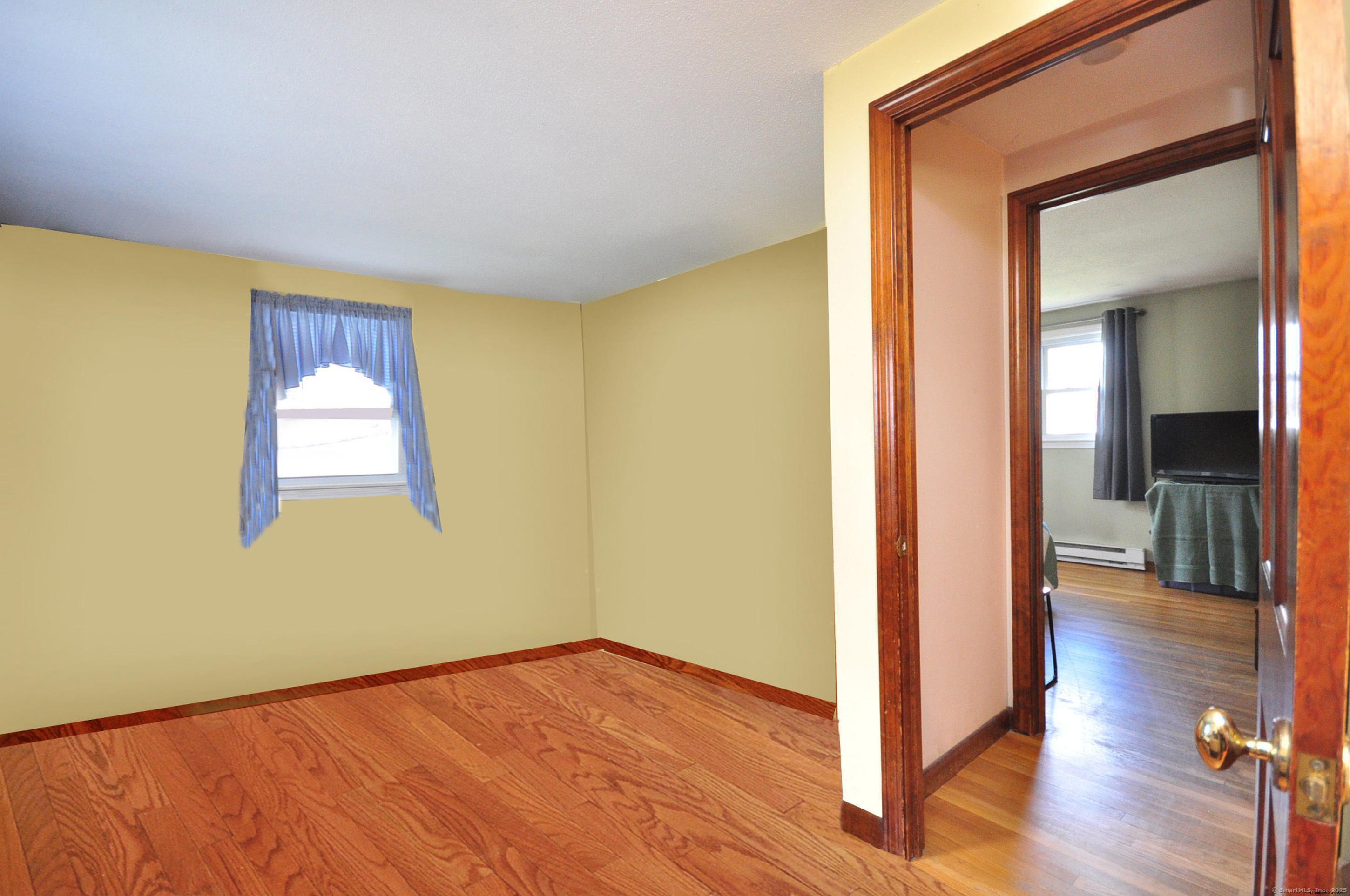 19 Nutmeg Avenue, Enfield, Connecticut image 14