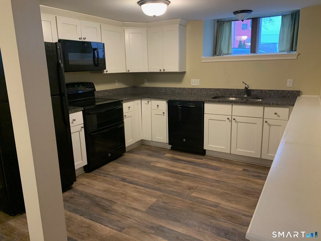 Photo of 2 Coit Street #APT 1, New London, CT 06320 (MLS # 24154943)