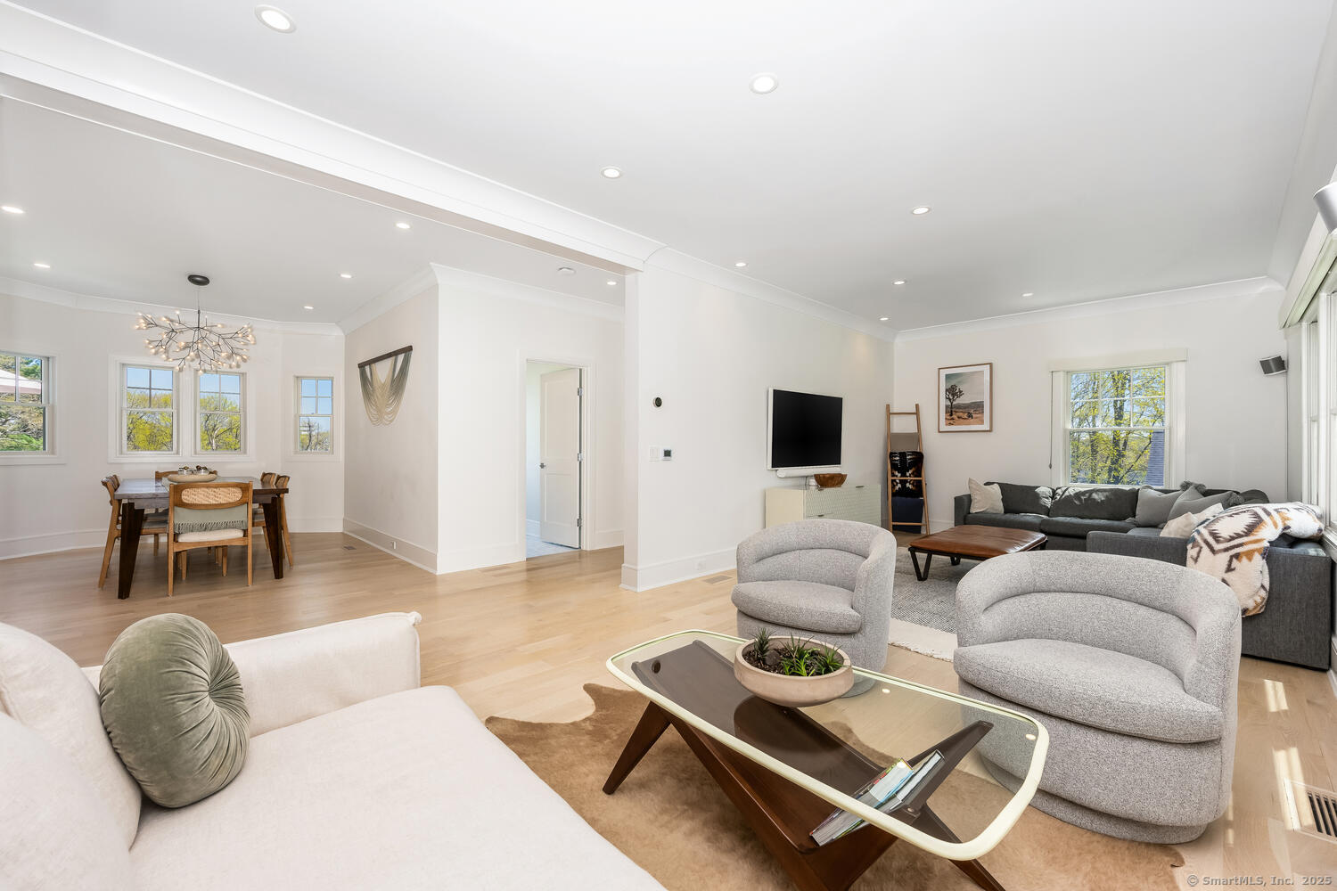 27 Richmond Drive, Darien, Connecticut image 10