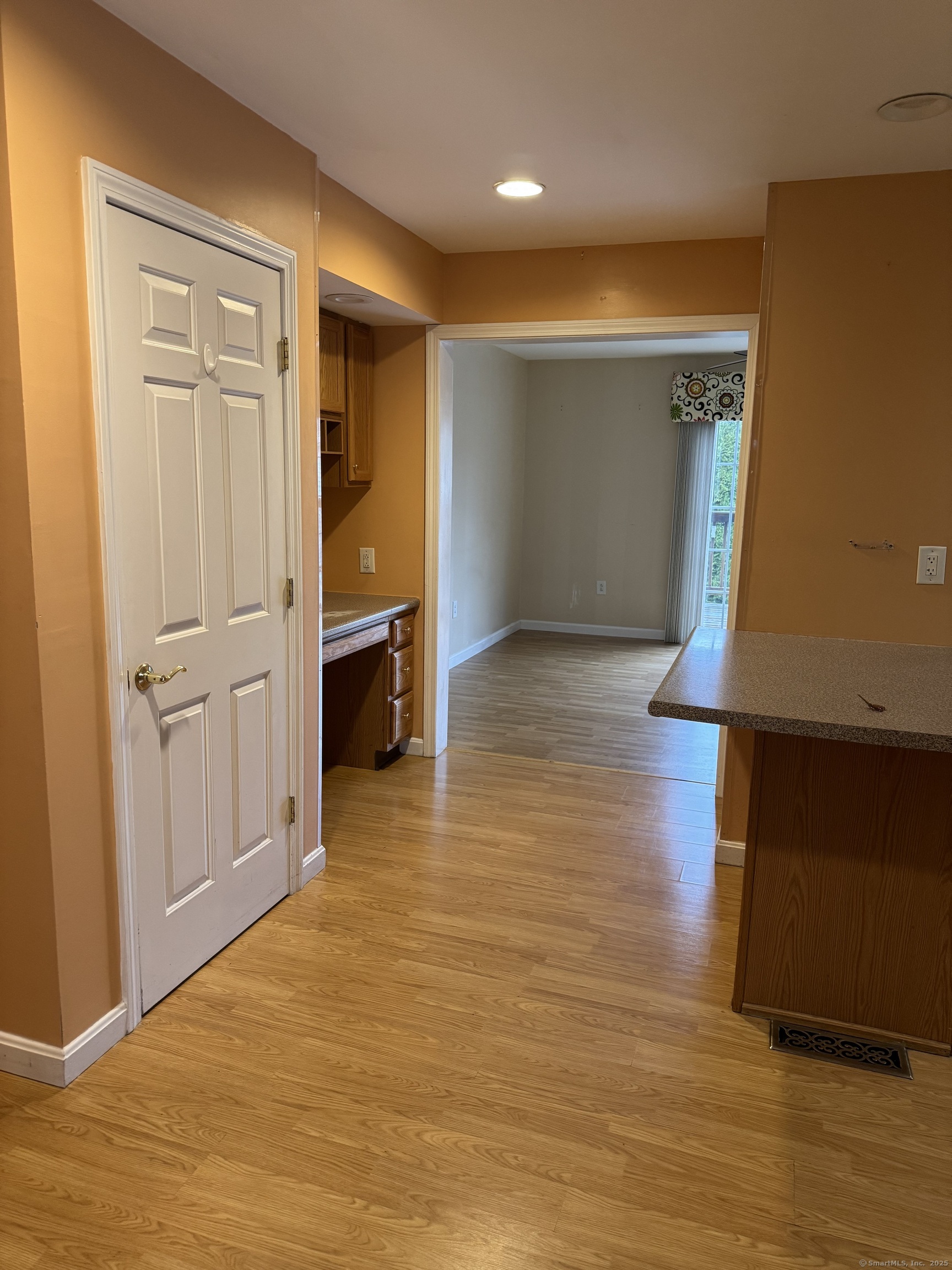 306 Salem Turnpike #10, Norwich, Connecticut image 5