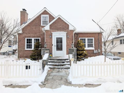 Photo of 170 Edgewood Street, Stratford, CT 06615 (MLS # 24151531)