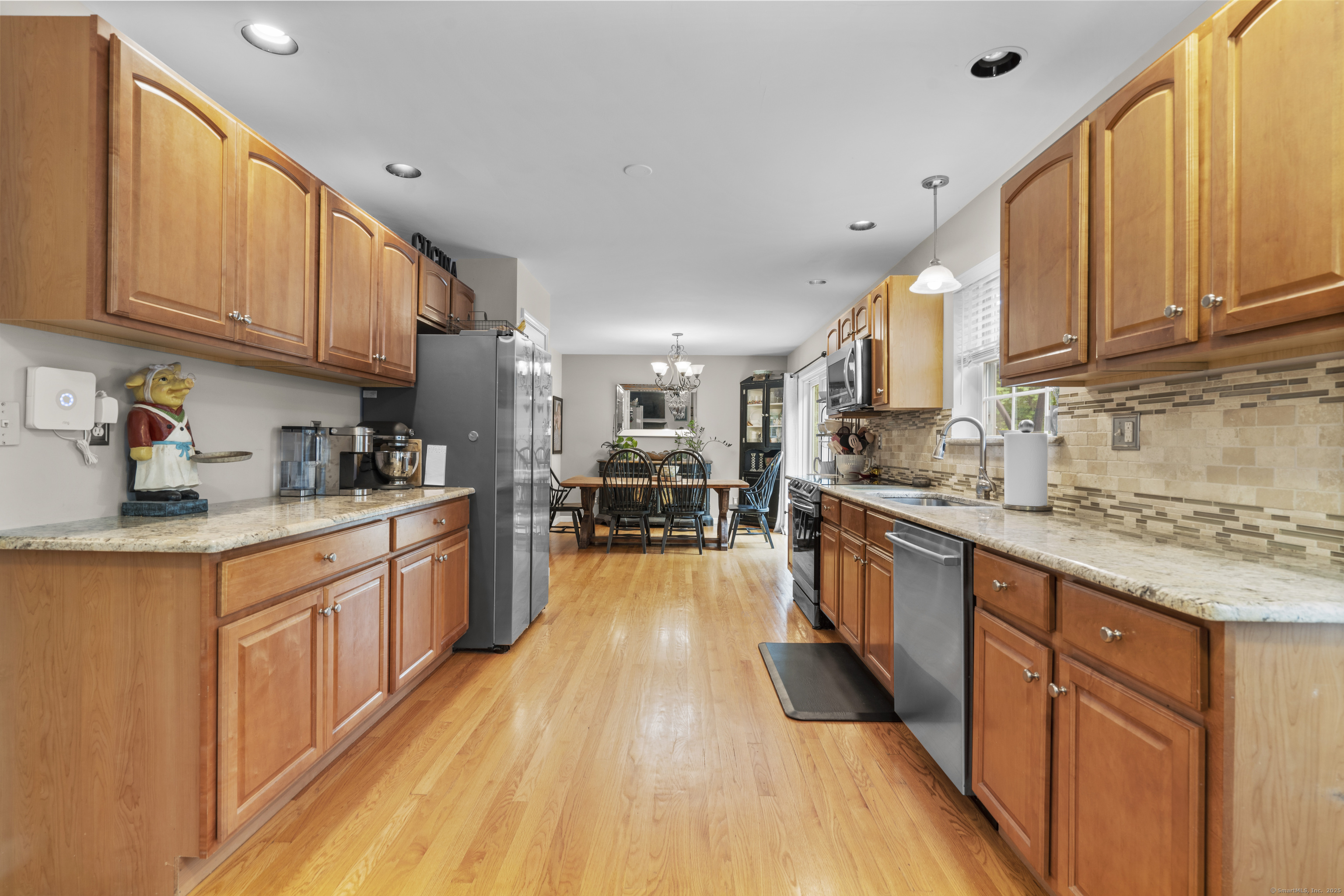 12 Colonial Heights Road, East Haven, Connecticut image 7