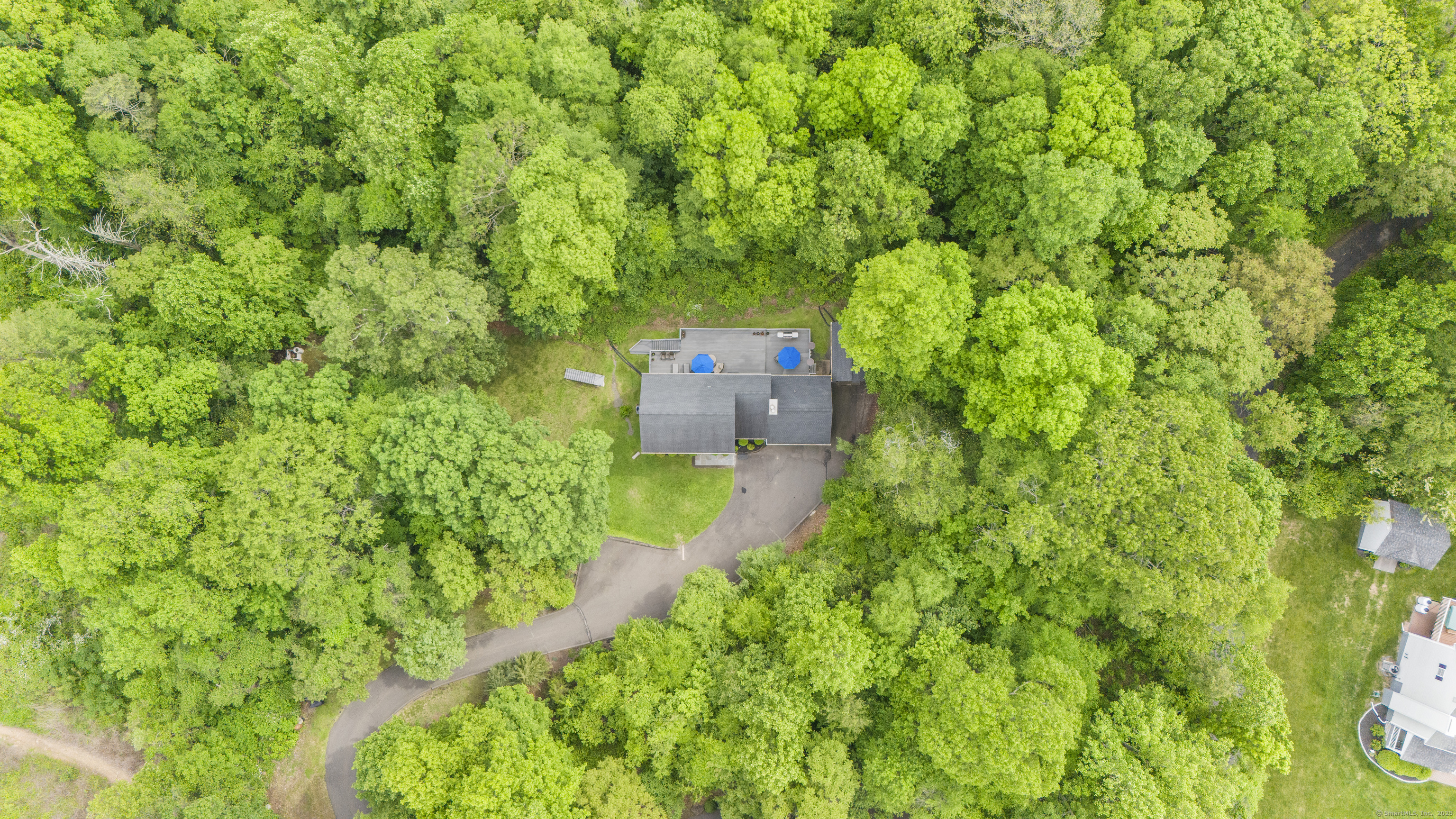 12 Colonial Heights Road, East Haven, Connecticut image 24
