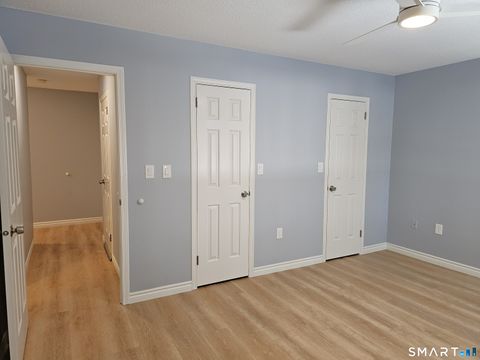 Tiny photo for 9 Putnam Lane #9, Avon, CT 06001 (MLS # 24157084)