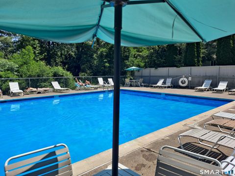 Tiny photo for 9 Putnam Lane #9, Avon, CT 06001 (MLS # 24157084)