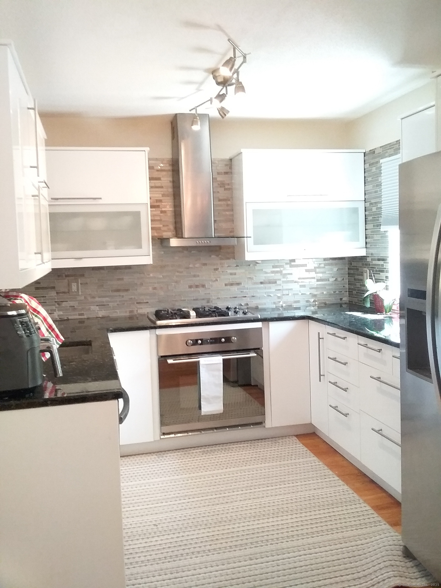 204 New Haven Avenue 7E