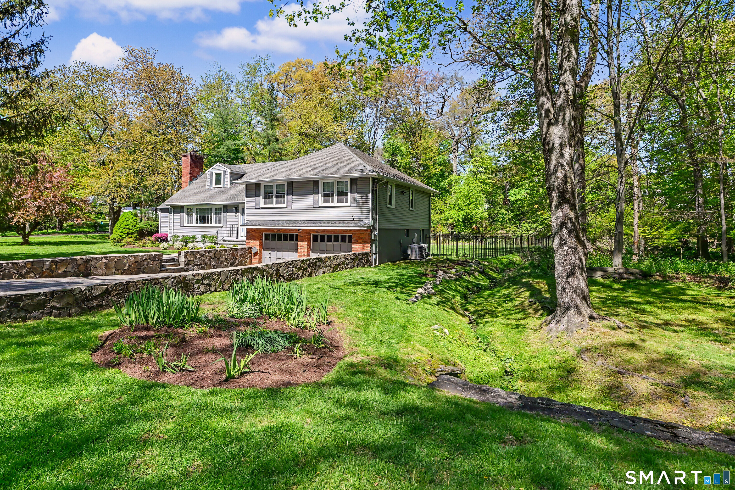 190 West Lane