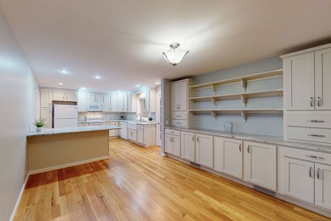 Tiny photo for 44 Obtuse Road N, Brookfield, CT 06804 (MLS # 24134225)