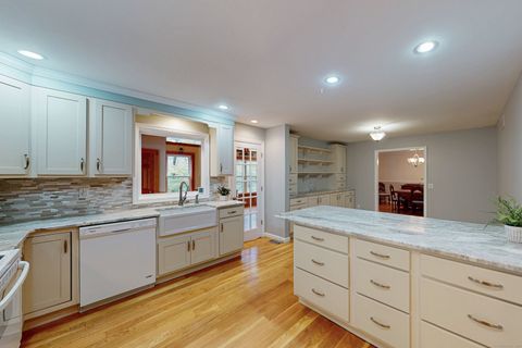 Tiny photo for 44 Obtuse Road N, Brookfield, CT 06804 (MLS # 24134225)