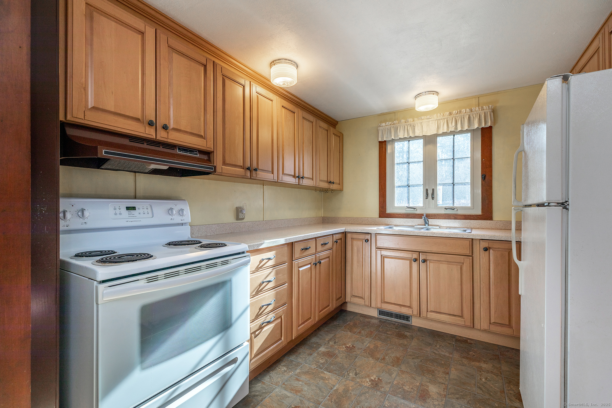 337 Town Street, Cornwall, Connecticut image 6