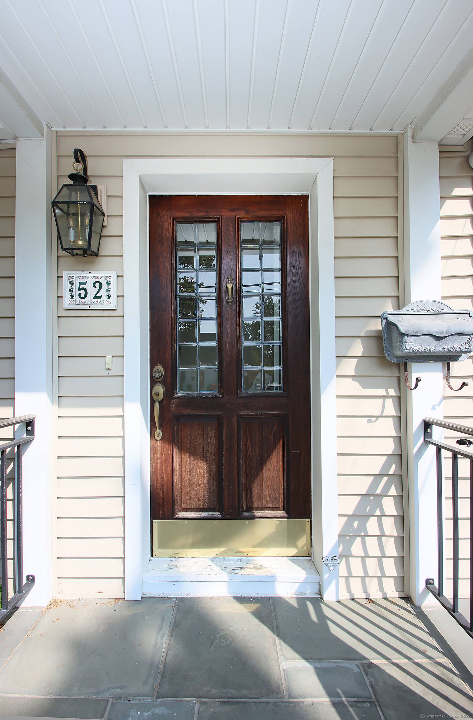 52 Stuyvesant Avenue