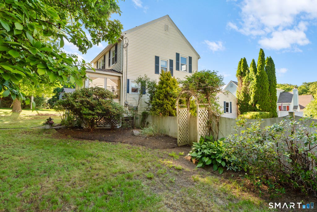 Photo of 462 Davis Street, Watertown, CT 06779 (MLS # 24183305)