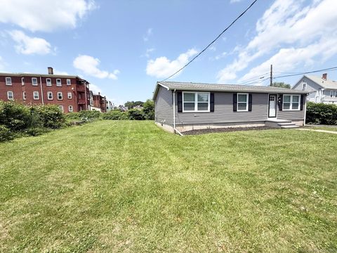 Photo of 40 Cherry Street, Hartford, CT 06106 (MLS # 24101618)