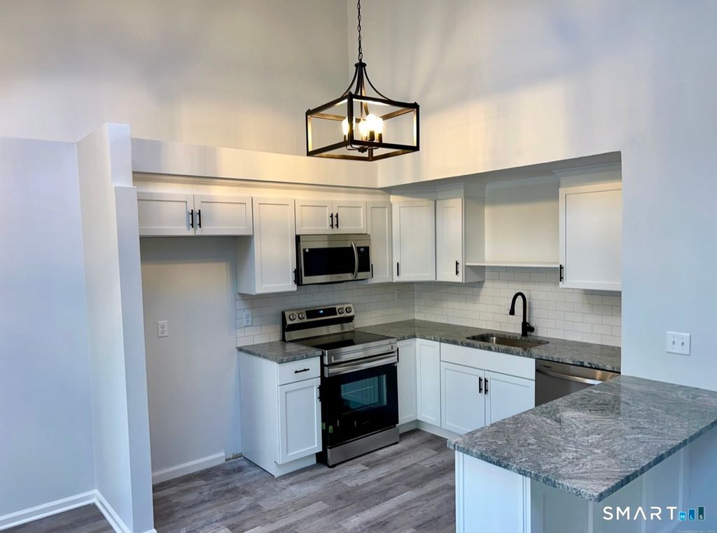 Photo of 274 Cliffside Drive #274, Torrington, CT 06790 (MLS # 24146209)