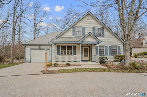 Condo For Sale - 1 Bittersweet Lane #1<br/> East Lyme, CT 06357