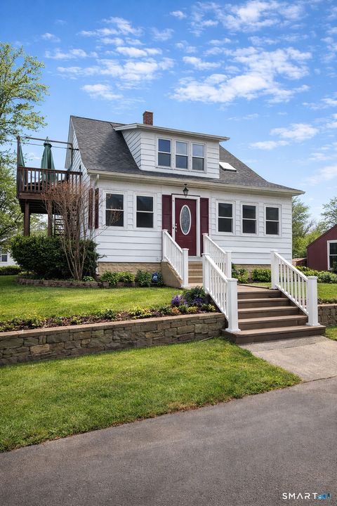 557 Strong Street East Haven CT 06512