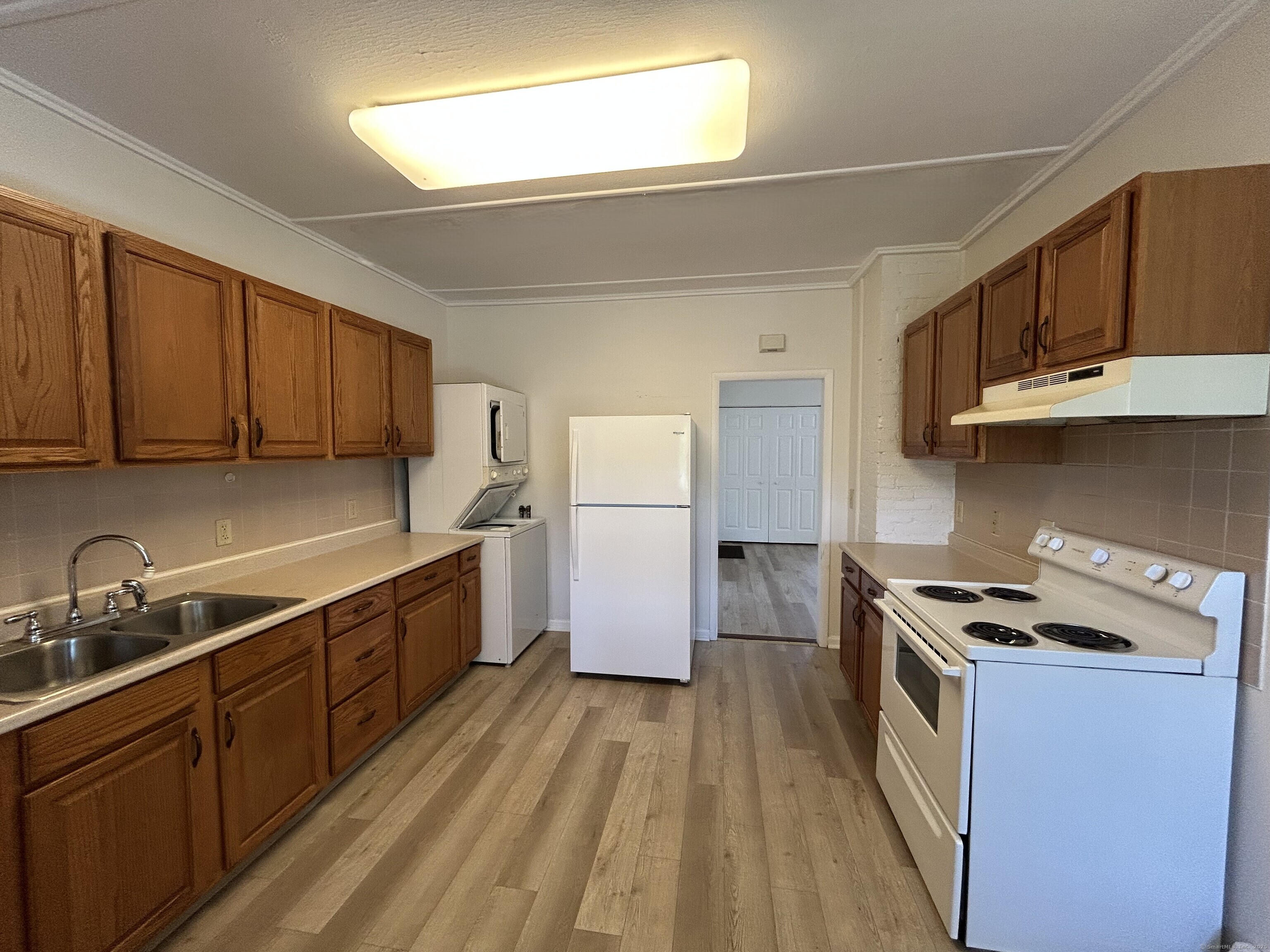 Middletown, Connecticut 06457, United States, 1 Bedroom Bedrooms, ,1 BathroomBathrooms,Residential,Active,203122