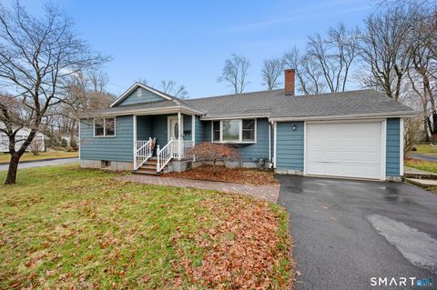 Photo of 158 Dix Road, Wethersfield, CT 06109 (MLS # 24169013)