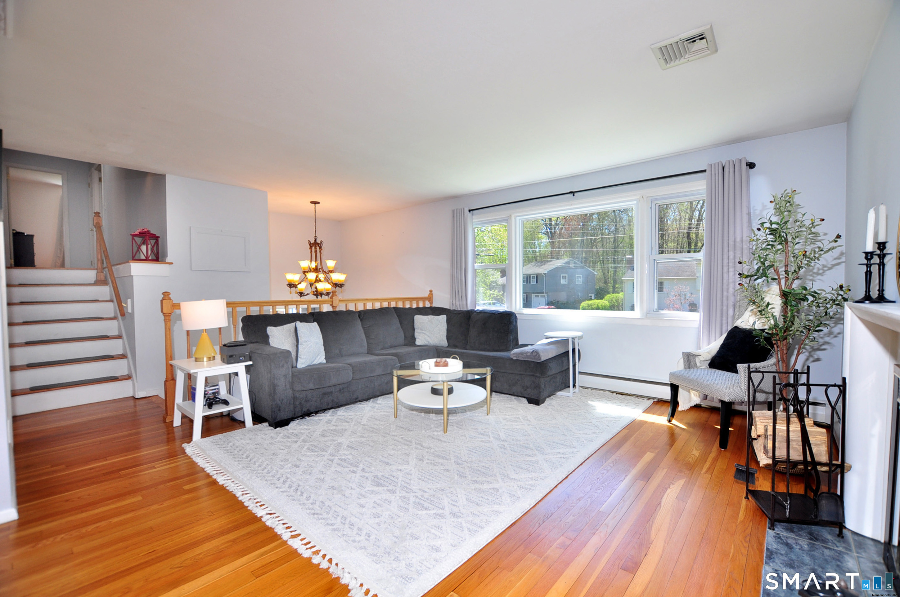 12 Lyman Road