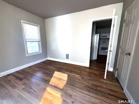 Tiny photo for 105 Churchill Street #2nd Floor (105), Fairfield, CT 06824 (MLS # 24168525)