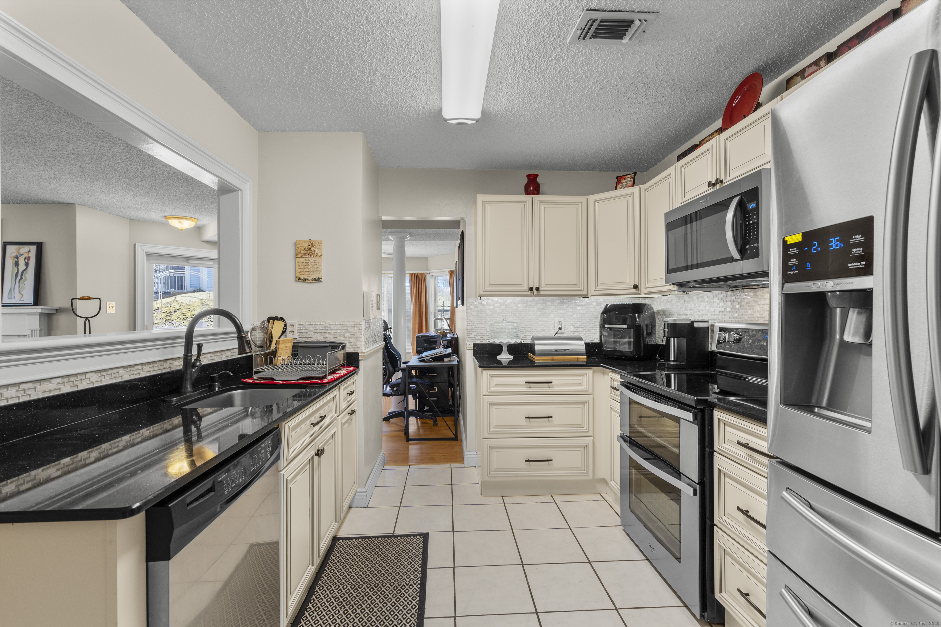 75 Redwood Drive #1006, East Haven, Connecticut image 7