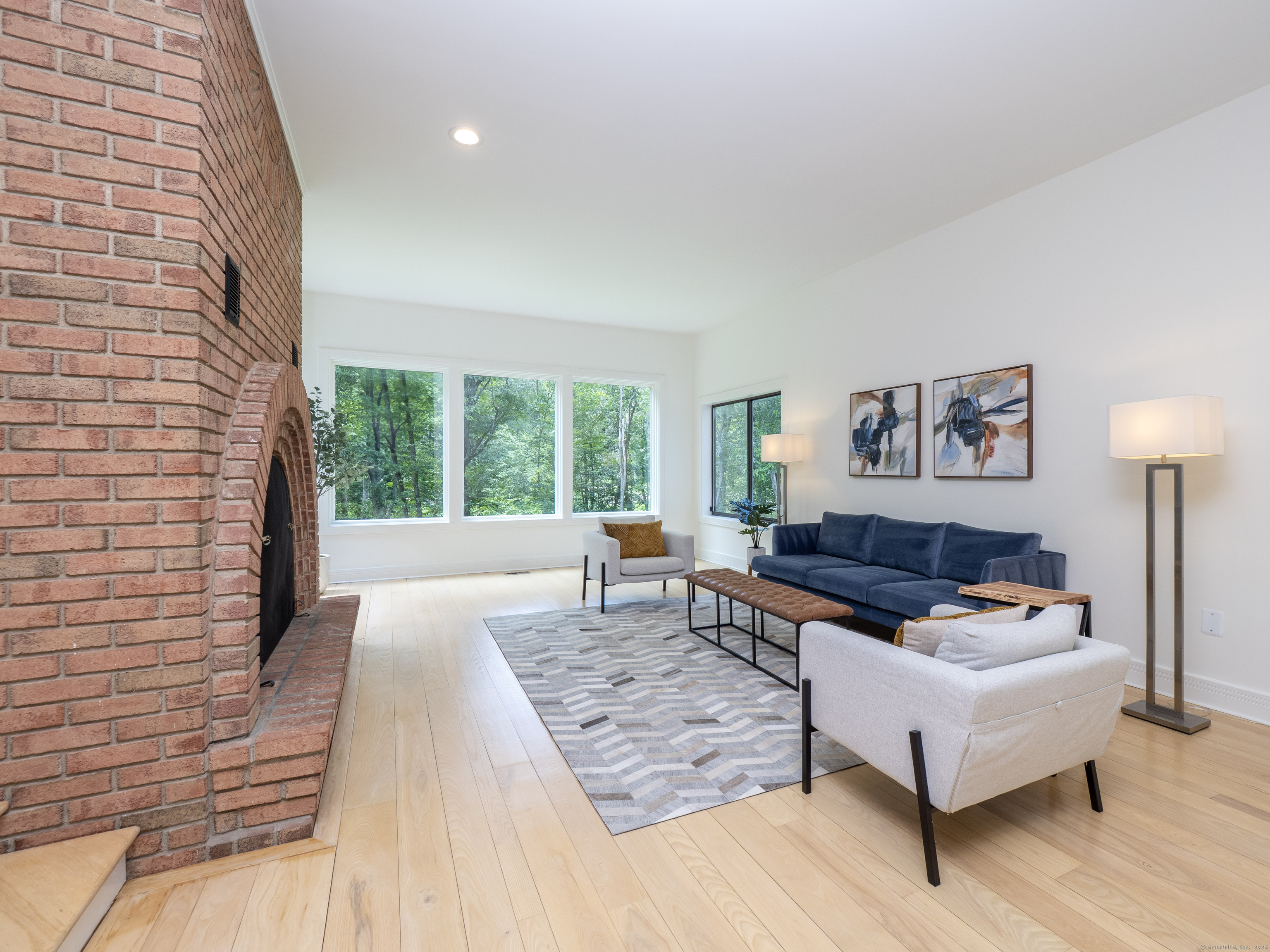 21 Woods End Drive