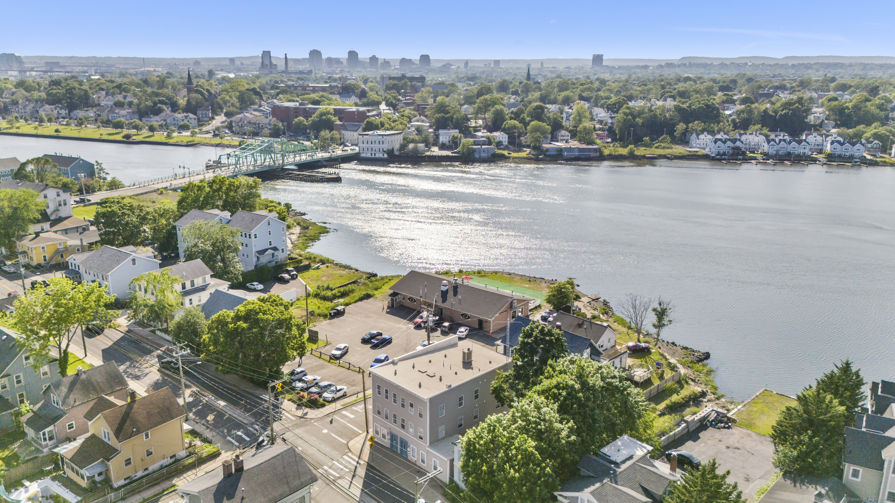 Property for Sale at Quinnipiac Avenue, New Haven, Connecticut - Bedrooms: 11 
Bathrooms: 5 
Rooms: 23  - $3,000,000
