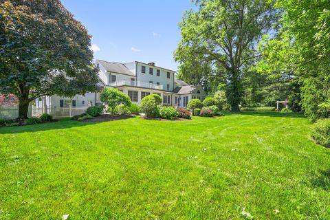 Tiny photo for 152 Long Lots Road, New Canaan, CT 06840 (MLS # 24097520)