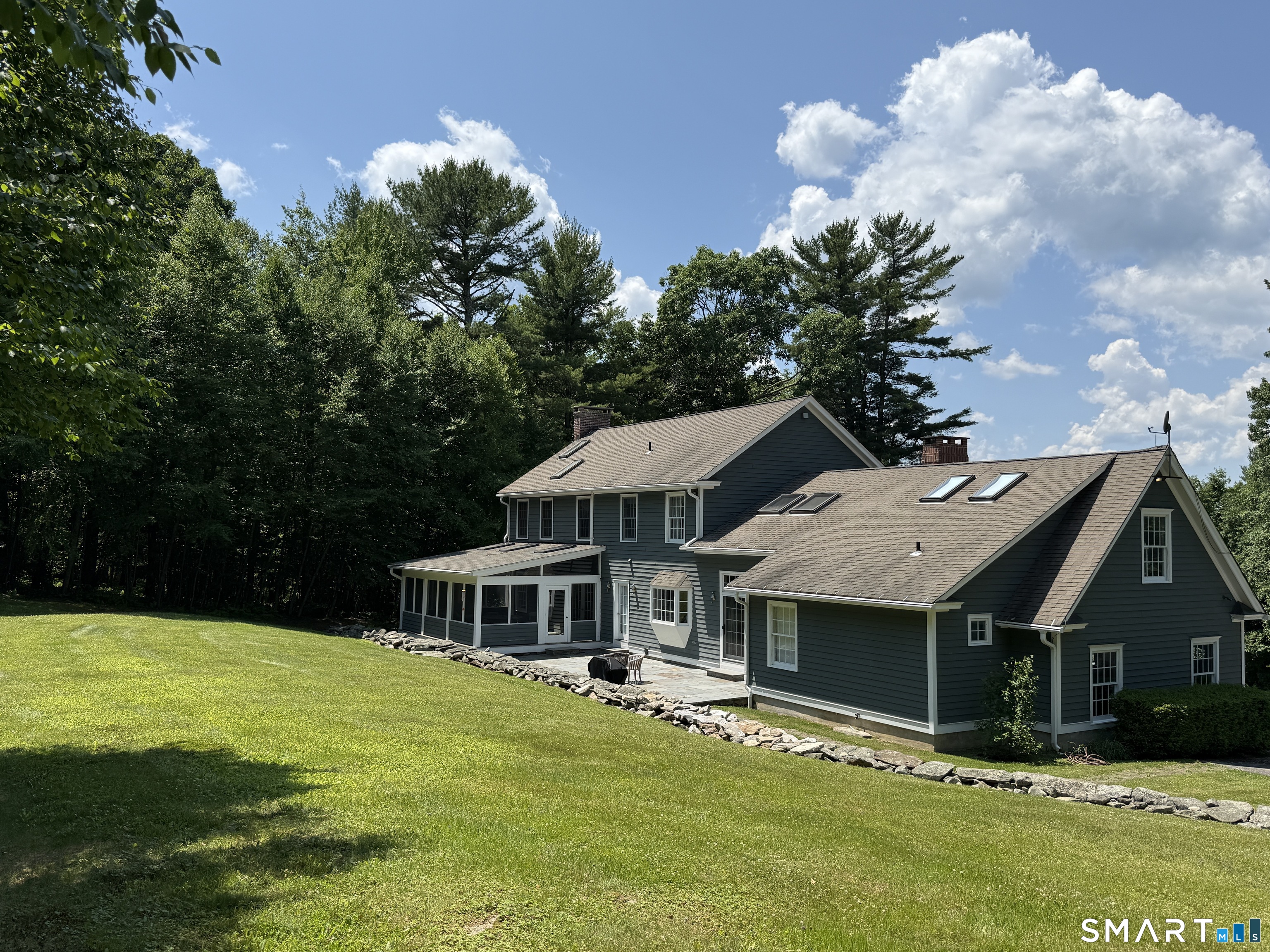 37 Woodruff Lane