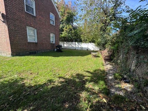 Tiny photo for 677 Boston Avenue, Bridgeport, CT 06610 (MLS # 24134377)