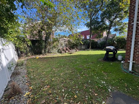 Tiny photo for 677 Boston Avenue, Bridgeport, CT 06610 (MLS # 24134377)