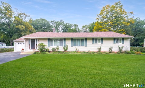 Photo of 118 Camp Street, Middletown, CT 06457 (MLS # 24211740)