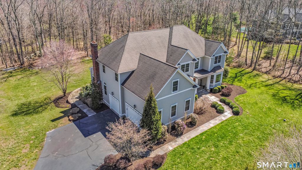 Photo of 2 Somerset Lane, Newtown, CT 06482 (MLS # 24168488)