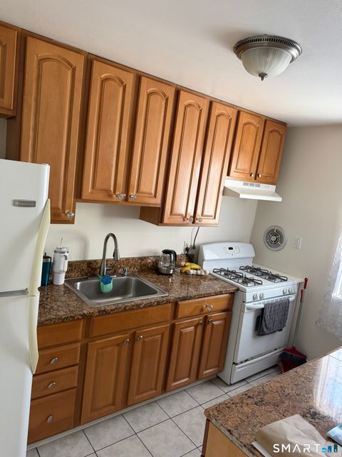 Tiny photo for 16 Fairview Drive #APT 3, Danbury, CT 06810 (MLS # 24153705)