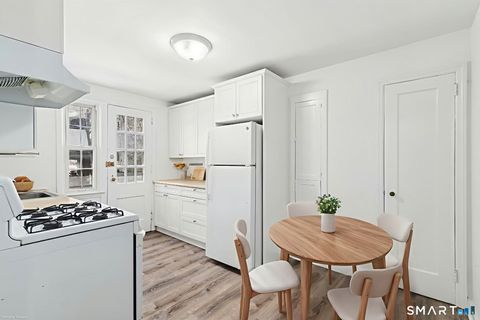 Tiny photo for 2475 Summer Street #APT 2I, Stamford, CT 06905 (MLS # 24146970)