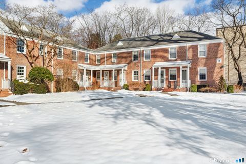 Photo of 2475 Summer Street #APT 2I, Stamford, CT 06905 (MLS # 24146970)