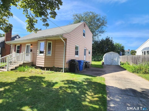Photo of 58 Crestwood Drive, Manchester, CT 06040 (MLS # 24206500)