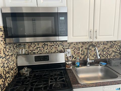 Tiny photo for 128 Canaan Ct Bld 82 Court #18, Stratford, CT 06614 (MLS # 24153744)