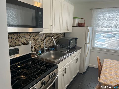 Tiny photo for 128 Canaan Ct Bld 82 Court #18, Stratford, CT 06614 (MLS # 24153744)