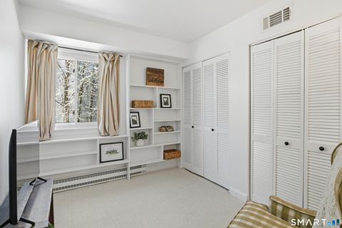 Tiny photo for 4 Pebblestone Circle #4, Suffield, CT 06078 (MLS # 24150124)